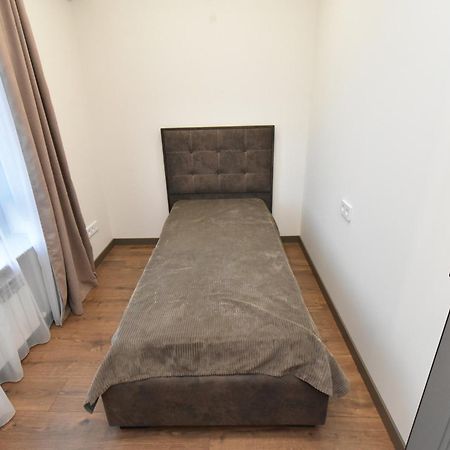 Beautiful Apartment Near The Republic Square Yerevan Exterior photo